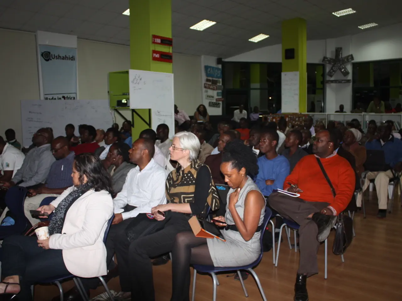 Training sessions for political knowledge concluded by an international expert panel