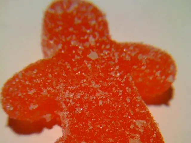 Simple Sugar Crystallization Process: Creating Rock Candies Through Scientific Methods