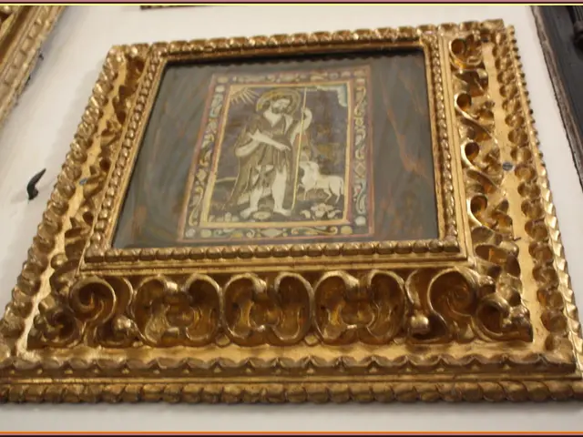 Gold rushes in the Australian Outback: Goldfields reveal prosperity and conflict.