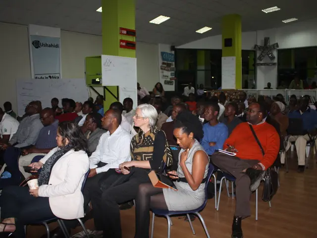 Training sessions for political knowledge concluded by an international expert panel