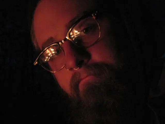 Improving Your Attractiveness as a Shorter Man: Strategies Based on Confidence, Style, and...