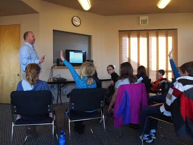 Comparison of Freely Accessible Education Management Tools