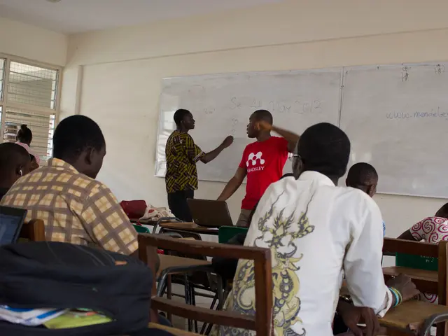 Strategies for Teaching Variety in Mixed-Cultural Learning Environments